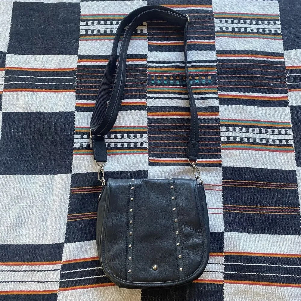 Gun Tote’n Mama Leather Studded Concealed Carry Bag Purse. Crossbody. Excellent! - Picture 2 of 16